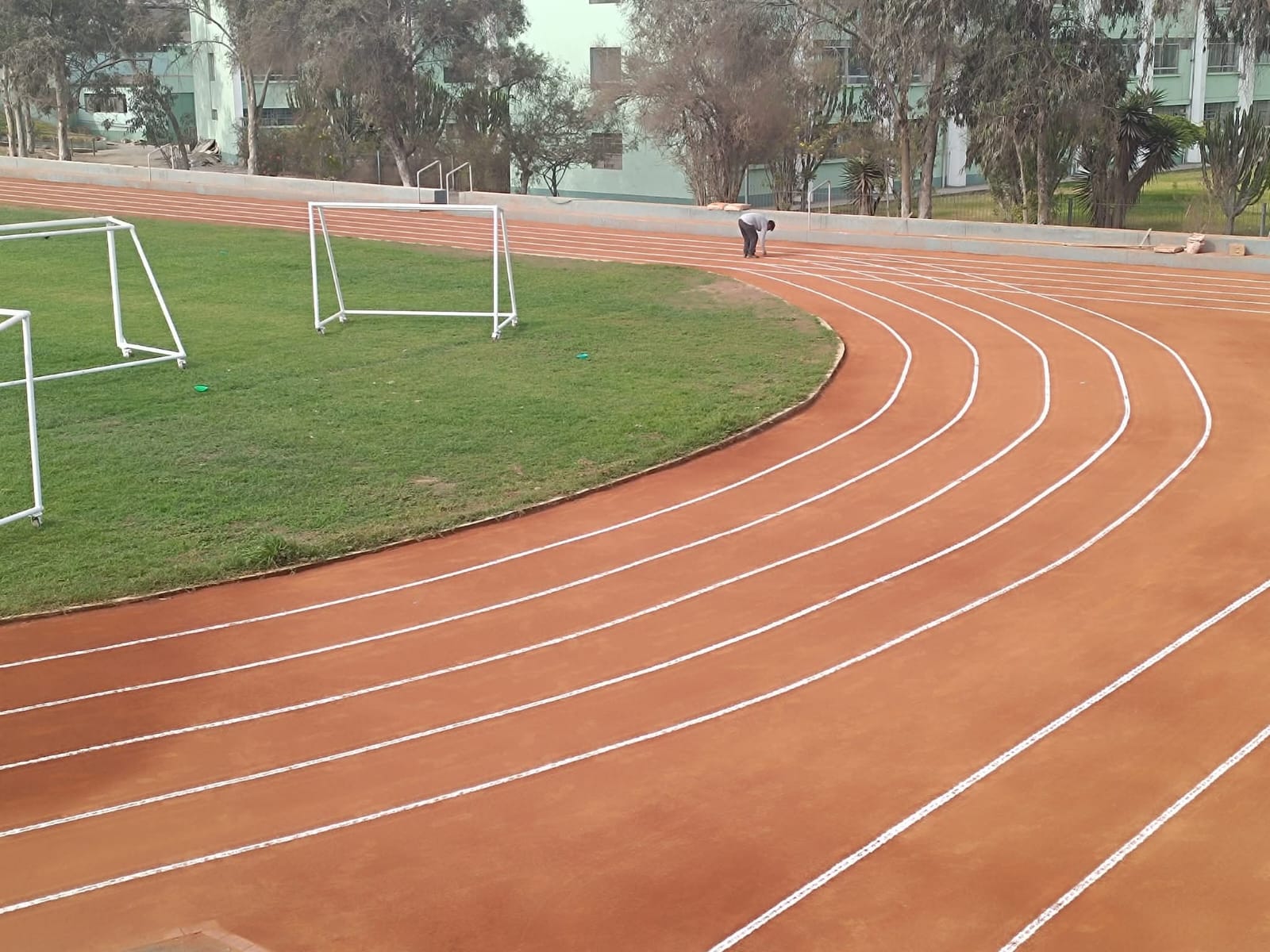 Materiales decorativos y construcción deportiva
